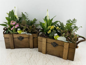 Mixed-Colour Floral Arrangement – Wooden Crate