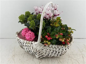 Mixed Colour Floral Arrangement – 3 Stems