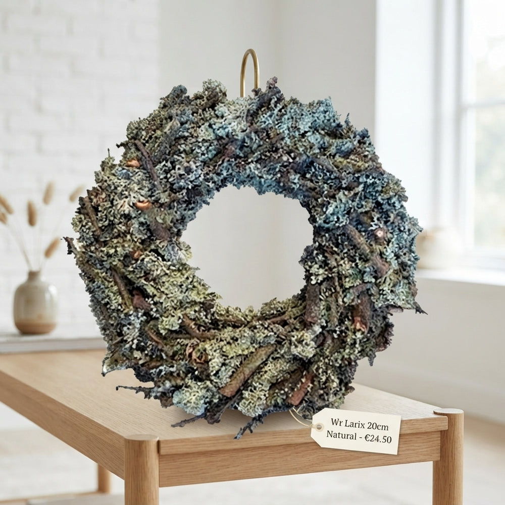 Green Dried Larch Branches – 20cm