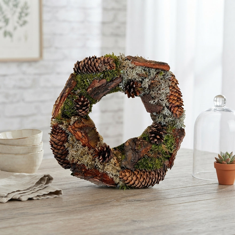 Green Moss and Pine Cone Wreath – 30cm