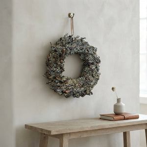 Green Larch Wreath – 30cm