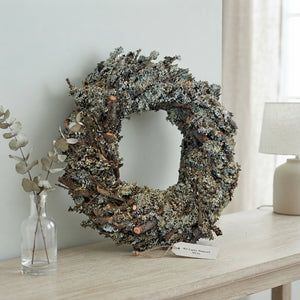 Green Larch Wreath – 30cm