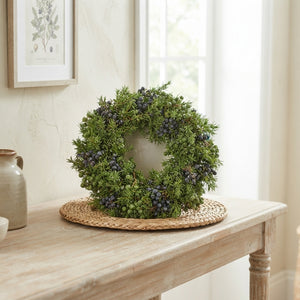 Green Juniper Wreath – 18cm