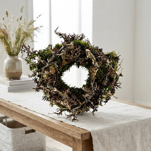 Natural Moss and Bark Wreath – 35cm