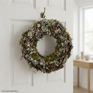 Half Wreath with Larch Foliage – 30cm