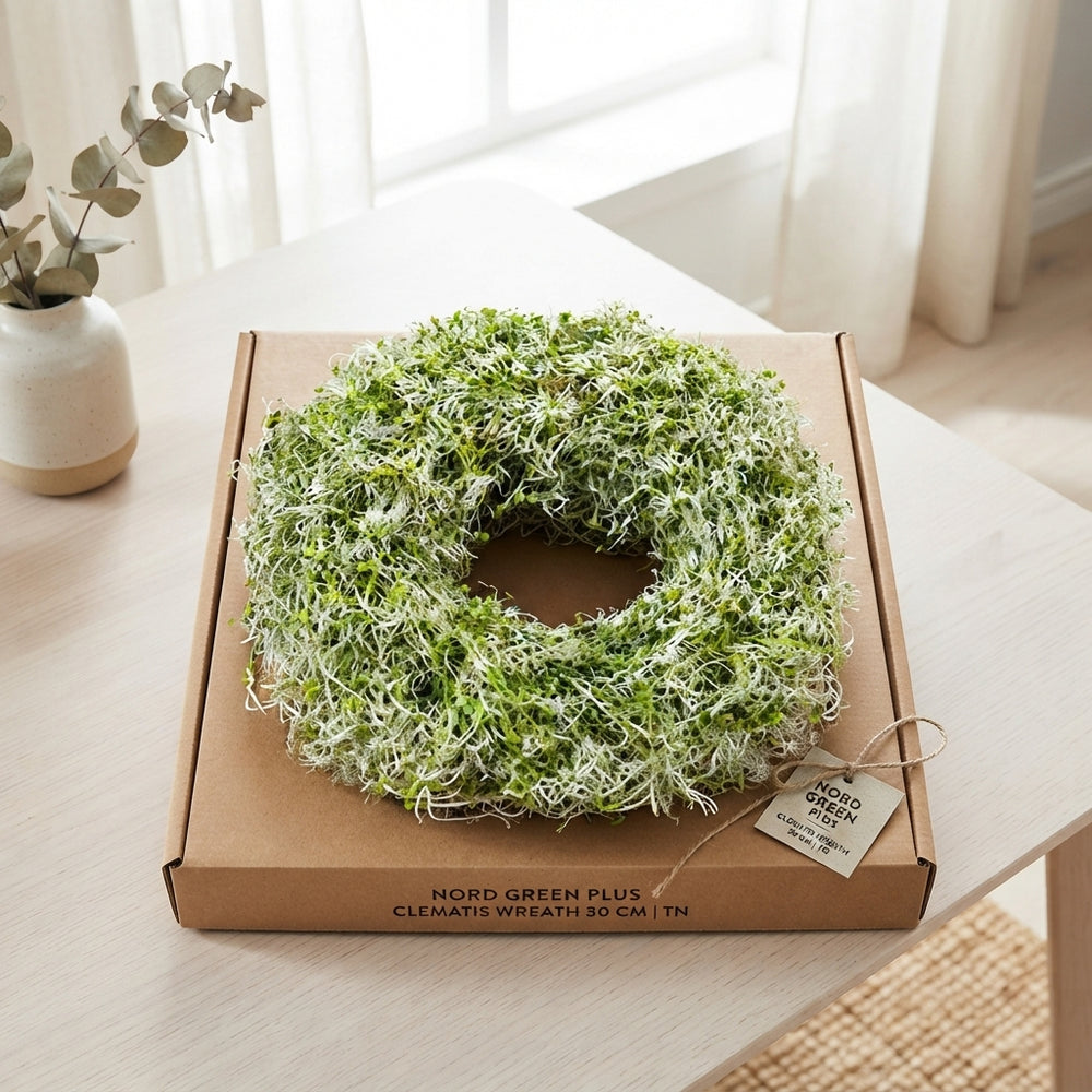 Green Clematis Wreath – 30cm